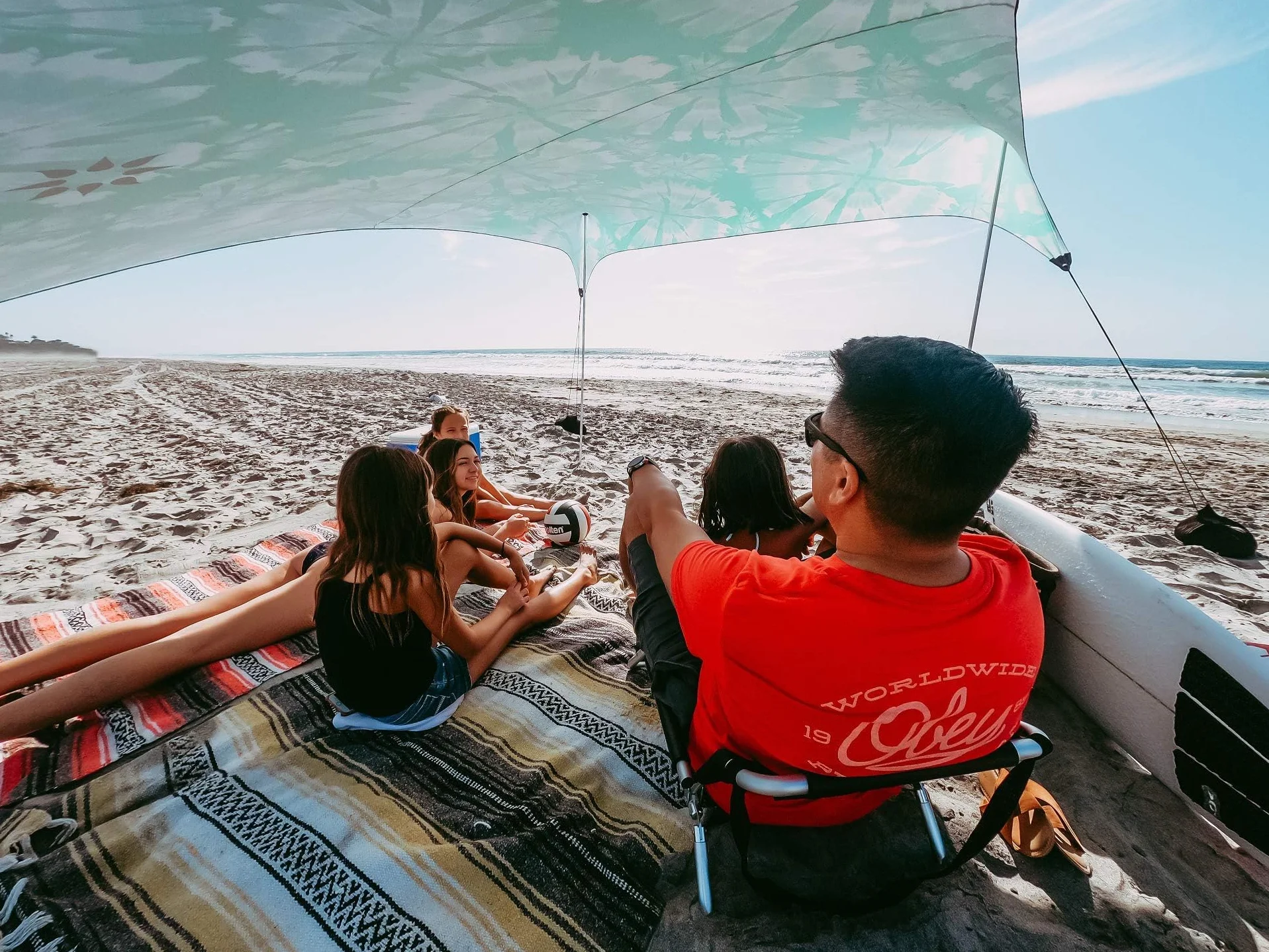 Neso Namioty Grande Beach, wysokość 2,1 m, 2,7 m (9 stóp), 2,7 m (9 stóp) x 2,7 m (9 stóp), wzmocnione narożniki i jedna kieszeń chłodnicy (kolor kolor)