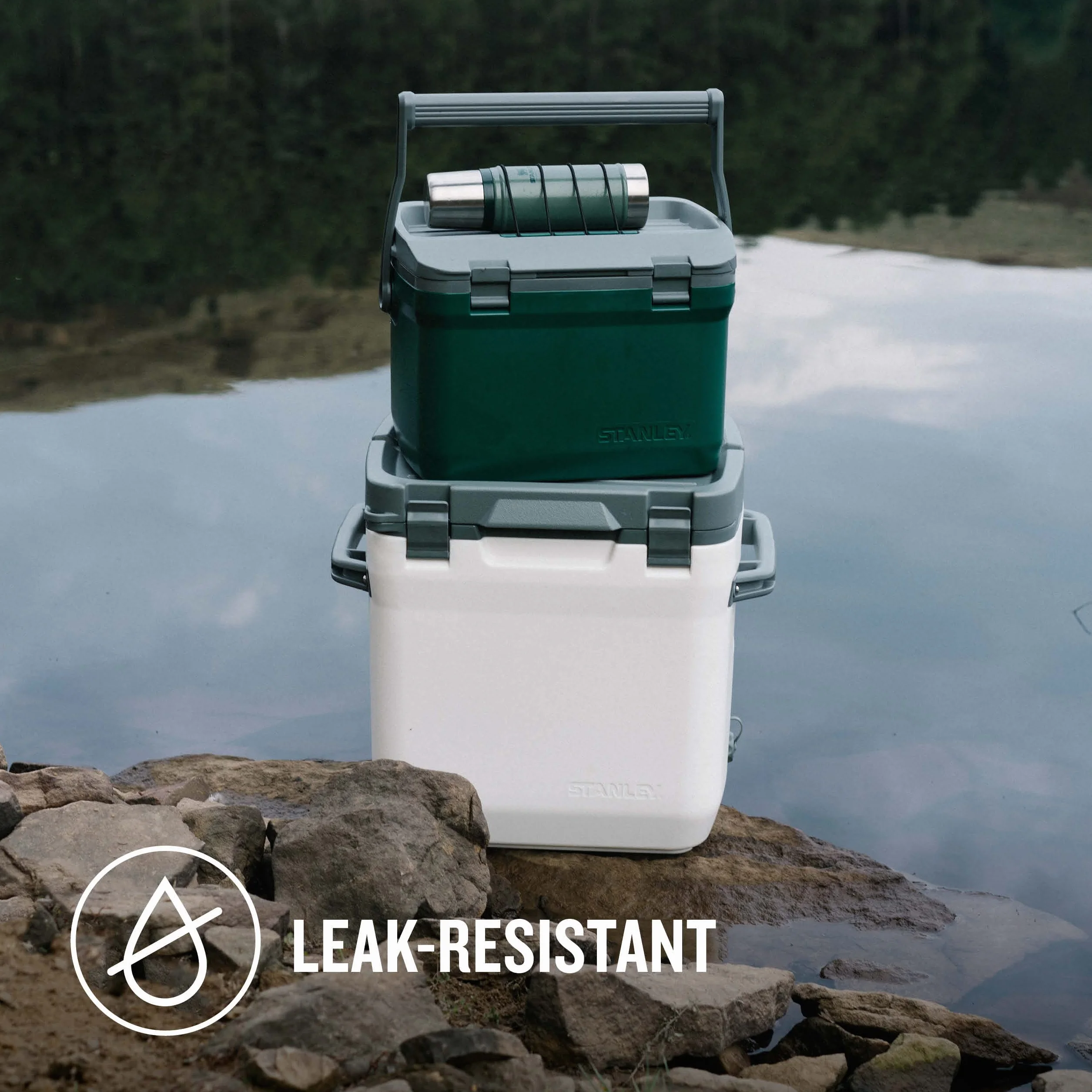 Stanley 1913 Adventure Outdoor Cooler - Podwójne ścianki z izolacją piankową - Bez BPA - Chłodziarka skrzyniowa - Trwała lodówka kempingowa - Wytrzymała lodówka turystyczna