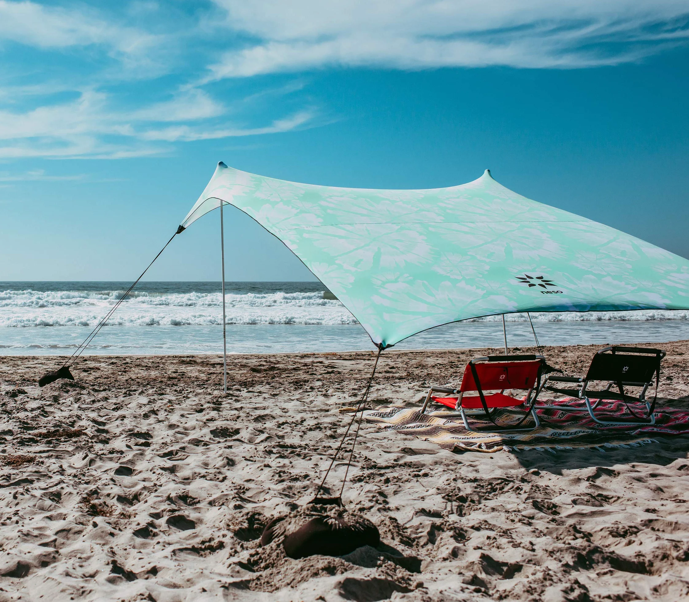 Neso Namioty Grande Beach, wysokość 2,1 m, 2,7 m (9 stóp), 2,7 m (9 stóp) x 2,7 m (9 stóp), wzmocnione narożniki i jedna kieszeń chłodnicy (kolor kolor)